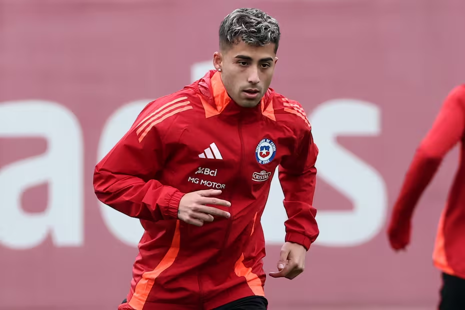 Lucas Assadi con La Roja
